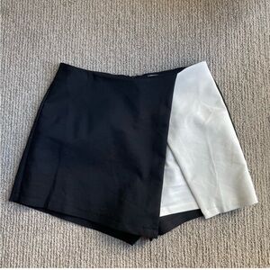 Superdown Skort
